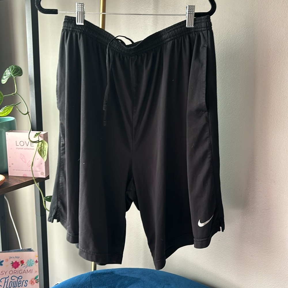 men’s nike basketball shorts